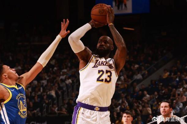 狂胜28分,又24分大胜!NBA最神奇队伍诞生,老詹要冲击第5冠|湖人|勒布朗·詹姆斯|俄克拉荷马雷霆队|勒布朗-詹姆斯|尼古拉-约基奇_新浪体育_新浪新闻