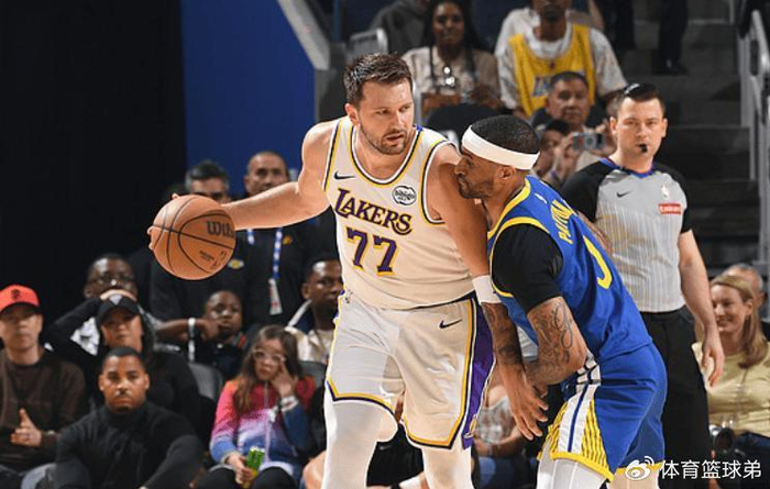 狂胜28分,又24分大胜!NBA最神奇队伍诞生,老詹要冲击第5冠|湖人|勒布朗·詹姆斯|俄克拉荷马雷霆队|勒布朗-詹姆斯|尼古拉-约基奇_新浪体育_新浪新闻