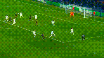 新球体育下载-5-2!欧冠5队晋级在望:巴黎+皇马大胜,黑马或携手4豪门进8强