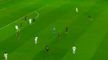 新球体育下载-5-2!欧冠5队晋级在望:巴黎+皇马大胜,黑马或携手4豪门进8强