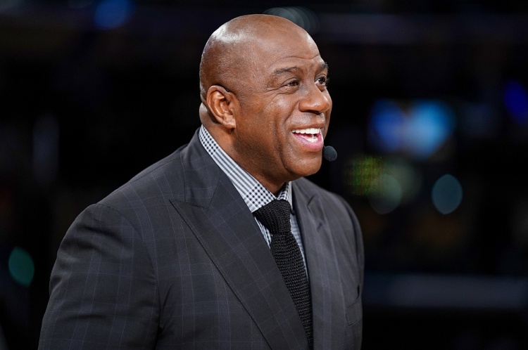 新球体育-NBA球员收入哪家强?乔丹45亿居首 LBJ压奥胖 科五库六&三少前十